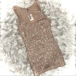 UmGee pink Sequined Embellished Long Tank